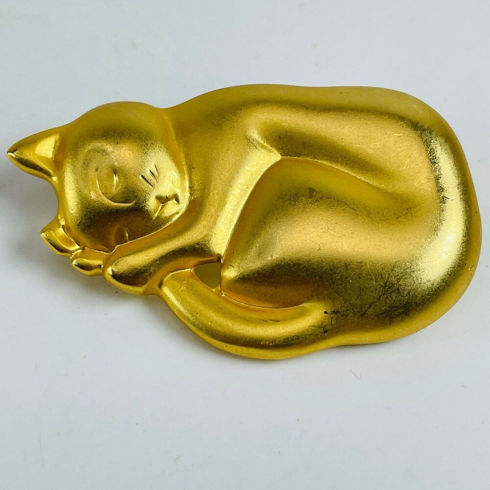 VTG Sleeping Cat Brooch Pin 1.75" Gold Tone Metal Feline Animal Lover Jewelry